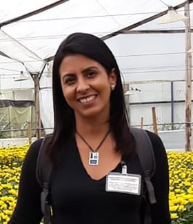 pesquisadora_livia_carvalho